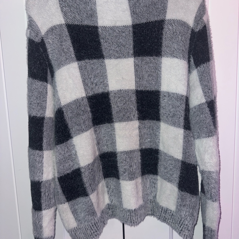 ALYA Sweater - Picture 5 of 5